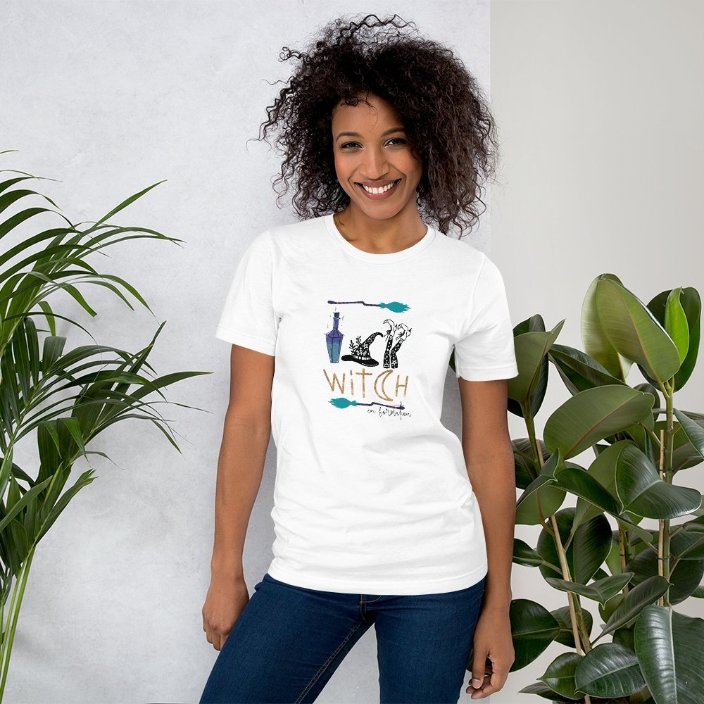 T-shirt pour femme «Witch en formation» - Couleur Pastel Couleur Pastel