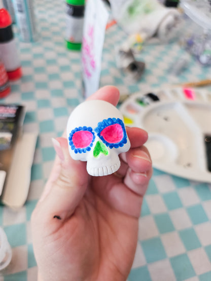 PRÉCOMMANDE SANS FRAIS - Ouvre si tu oses… la Maison Hantée remplie d’activités artistiques!